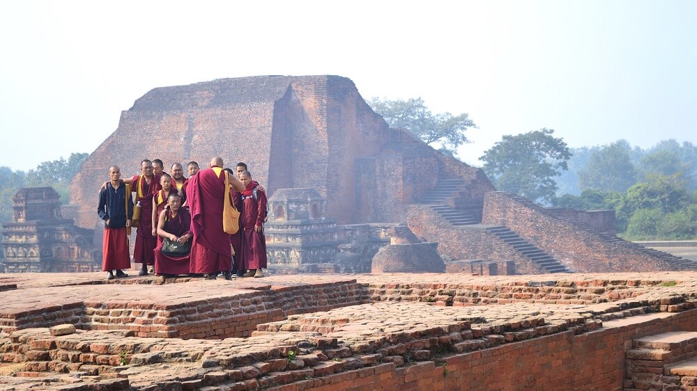 Meditación en las ruinas de Nalanda