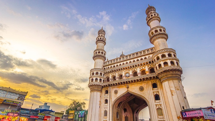  	Charminar (Hyderabad)